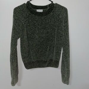 Green women’s sweater
